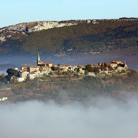 Apartment Bastion Buzet Exterior photo